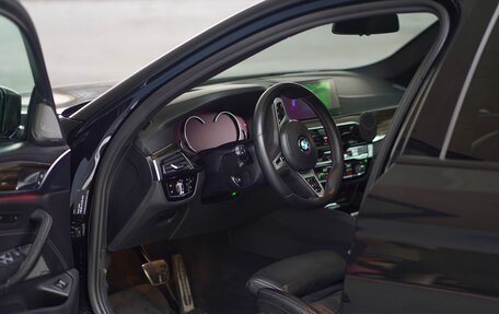 BMW 5 серия, 2018 год, 3 700 000 рублей, 7 фотография