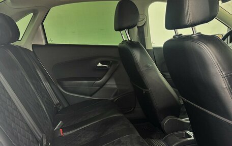 Volkswagen Polo VI (EU Market), 2011 год, 920 000 рублей, 11 фотография