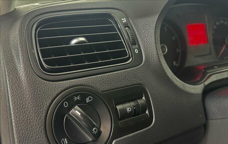 Volkswagen Polo VI (EU Market), 2011 год, 920 000 рублей, 8 фотография