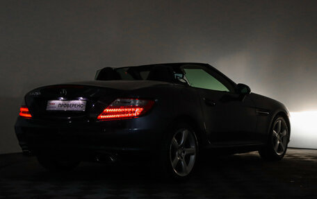 Mercedes-Benz SLK-Класс, 2011 год, 2 100 000 рублей, 39 фотография