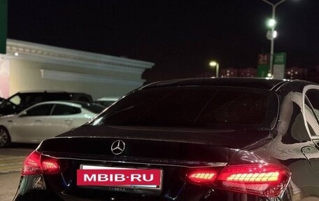 Mercedes-Benz E-Класс, 2020 год, 2 750 000 рублей, 5 фотография