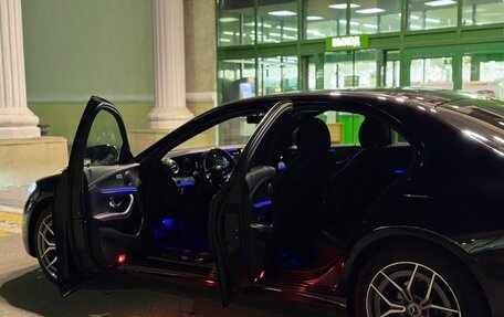 Mercedes-Benz E-Класс, 2020 год, 2 750 000 рублей, 8 фотография