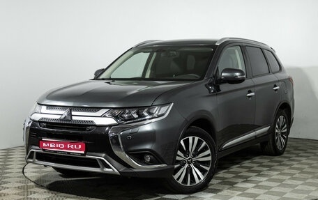 Mitsubishi Outlander III рестайлинг 3, 2020 год, 2 499 700 рублей, 1 фотография