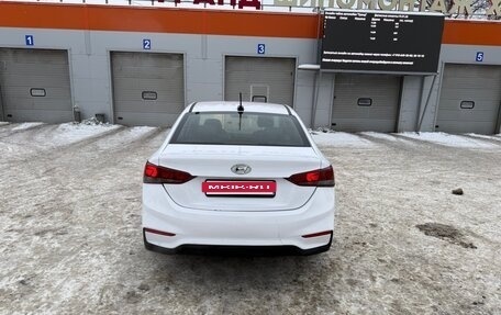 Hyundai Solaris II рестайлинг, 2017 год, 3 фотография