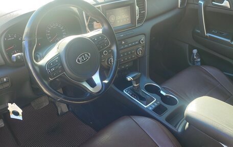 KIA Sportage IV рестайлинг, 2018 год, 2 430 000 рублей, 9 фотография