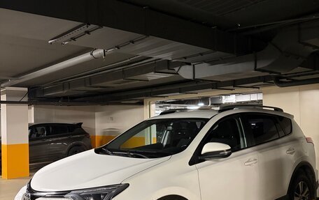 Toyota RAV4, 2018 год, 2 850 000 рублей, 7 фотография