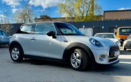 MINI Hatch, 2019 год, 2 600 000 рублей, 6 фотография