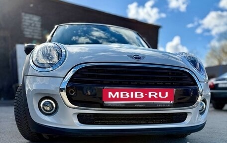 MINI Hatch, 2019 год, 2 600 000 рублей, 4 фотография