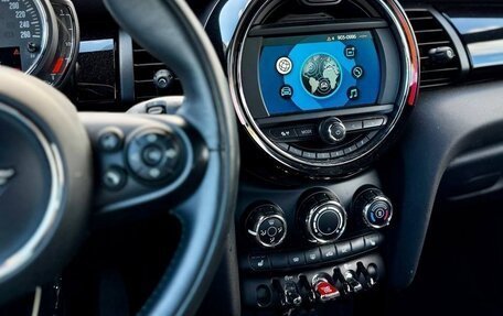 MINI Hatch, 2019 год, 2 600 000 рублей, 22 фотография