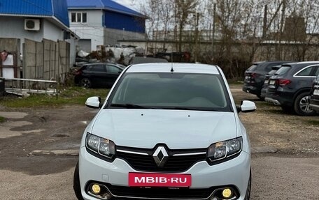 Renault Logan II, 2016 год, 775 000 рублей, 3 фотография