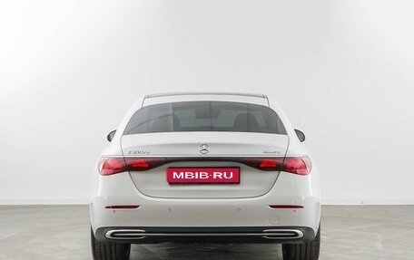 Mercedes-Benz E-Класс, 2024 год, 6 895 055 рублей, 4 фотография