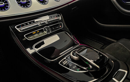 Mercedes-Benz CLS, 2018 год, 4 790 000 рублей, 13 фотография