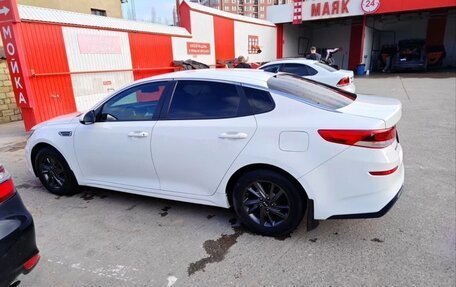 KIA Optima IV, 2019 год, 1 300 000 рублей, 8 фотография
