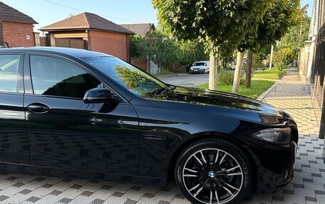BMW 5 серия, 2015 год, 2 090 000 рублей, 3 фотография