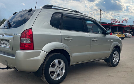 Hyundai Tucson III, 2007 год, 930 000 рублей, 2 фотография