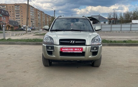 Hyundai Tucson III, 2007 год, 930 000 рублей, 3 фотография