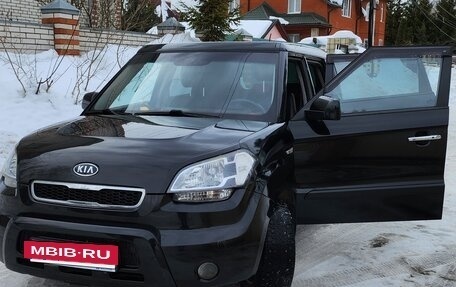 KIA Soul I рестайлинг, 2011 год, 990 000 рублей, 2 фотография