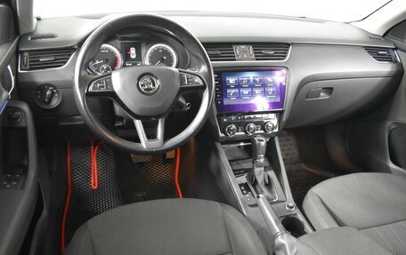 Skoda Octavia, 2017 год, 1 619 900 рублей, 6 фотография