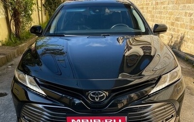 Toyota Camry, 2018 год, 2 700 000 рублей, 1 фотография