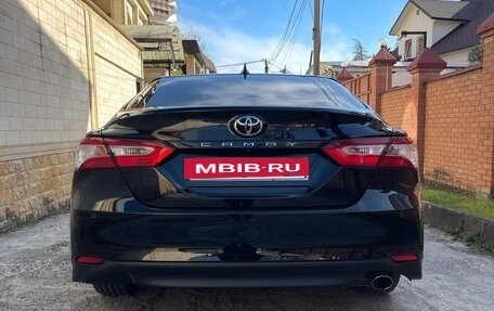 Toyota Camry, 2018 год, 2 700 000 рублей, 7 фотография