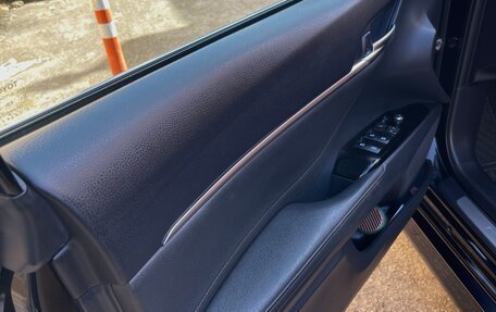 Toyota Camry, 2018 год, 2 700 000 рублей, 17 фотография