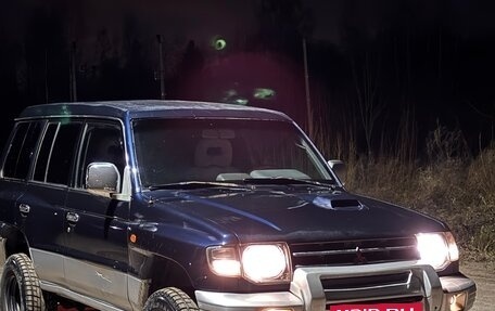 Mitsubishi Pajero III рестайлинг, 1998 год, 1 000 000 рублей, 3 фотография
