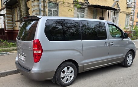 Hyundai Grand Starex Grand Starex I рестайлинг 2, 2012 год, 1 700 000 рублей, 4 фотография