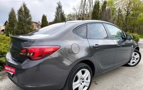 Opel Astra J, 2013 год, 795 000 рублей, 6 фотография