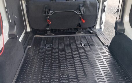 Nissan NV200, 2015 год, 1 430 000 рублей, 7 фотография