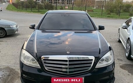 Mercedes-Benz S-Класс, 2006 год, 975 000 рублей, 1 фотография
