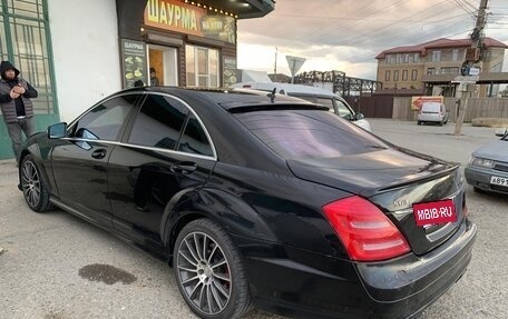 Mercedes-Benz S-Класс, 2006 год, 975 000 рублей, 3 фотография
