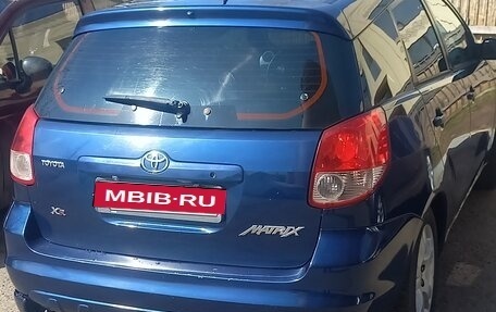 Toyota Matrix, 2003 год, 410 000 рублей, 3 фотография