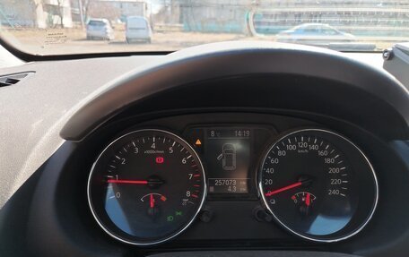 Nissan Qashqai, 2011 год, 850 000 рублей, 8 фотография