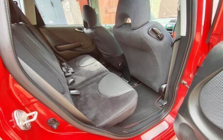 Honda Fit III, 2004 год, 350 000 рублей, 6 фотография