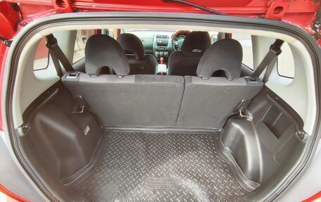 Honda Fit III, 2004 год, 350 000 рублей, 8 фотография