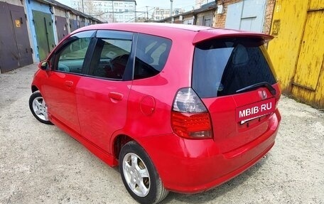Honda Fit III, 2004 год, 350 000 рублей, 3 фотография