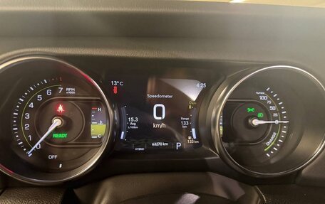 Jeep Wrangler, 2022 год, 4 900 000 рублей, 17 фотография