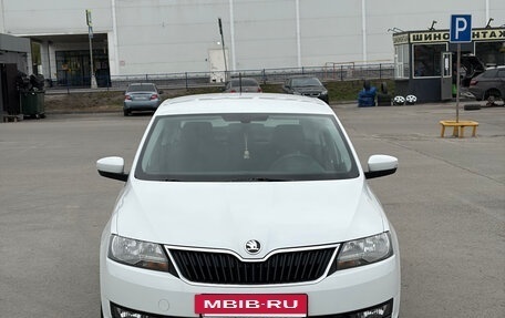 Skoda Rapid I, 2018 год, 1 350 000 рублей, 7 фотография