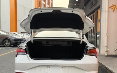Hyundai Elantra, 2022 год, 1 277 000 рублей, 4 фотография