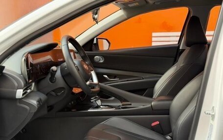 Hyundai Elantra, 2022 год, 1 277 000 рублей, 11 фотография