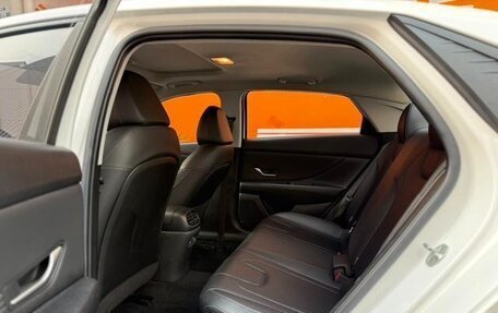 Hyundai Elantra, 2022 год, 1 277 000 рублей, 17 фотография