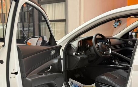 Hyundai Elantra, 2022 год, 1 277 000 рублей, 20 фотография