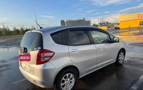 Honda Fit III, 2009 год, 550 000 рублей, 3 фотография