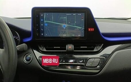 Toyota C-HR I рестайлинг, 2022 год, 1 660 000 рублей, 11 фотография