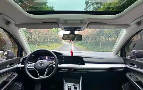 Volkswagen Golf VIII, 2023 год, 1 555 000 рублей, 7 фотография
