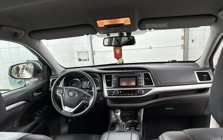 Toyota Highlander III, 2014 год, 3 050 000 рублей, 9 фотография