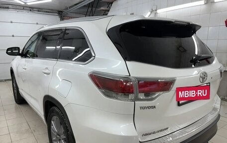 Toyota Highlander III, 2014 год, 3 050 000 рублей, 3 фотография