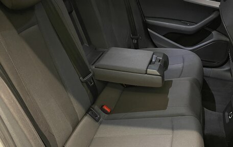 Audi A4, 2018 год, 1 950 000 рублей, 22 фотография