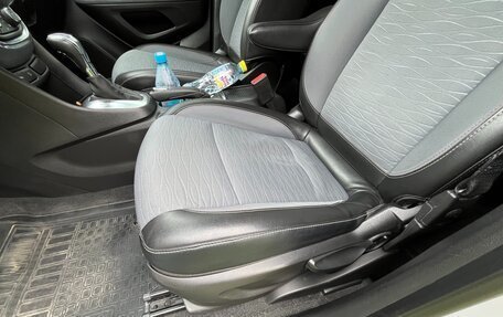 Opel Mokka I, 2015 год, 1 350 000 рублей, 16 фотография