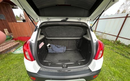 Opel Mokka I, 2015 год, 1 350 000 рублей, 19 фотография